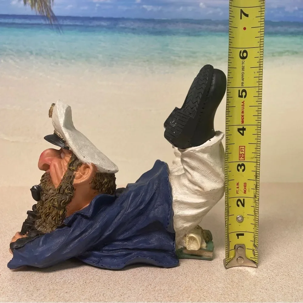Beachcomber playful resin
